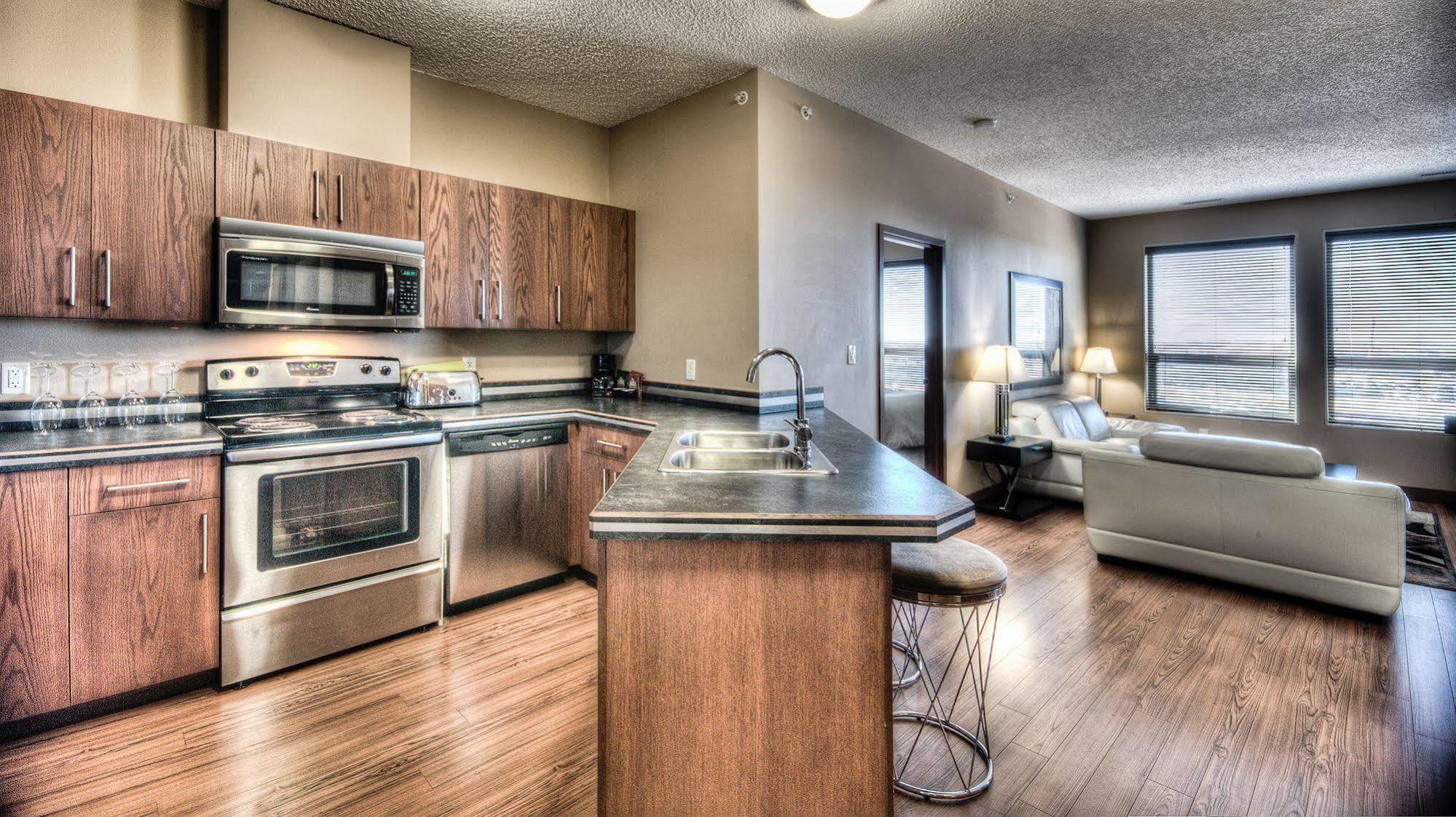 Grand Inn & Residence- Grande Prairie Ngoại thất bức ảnh