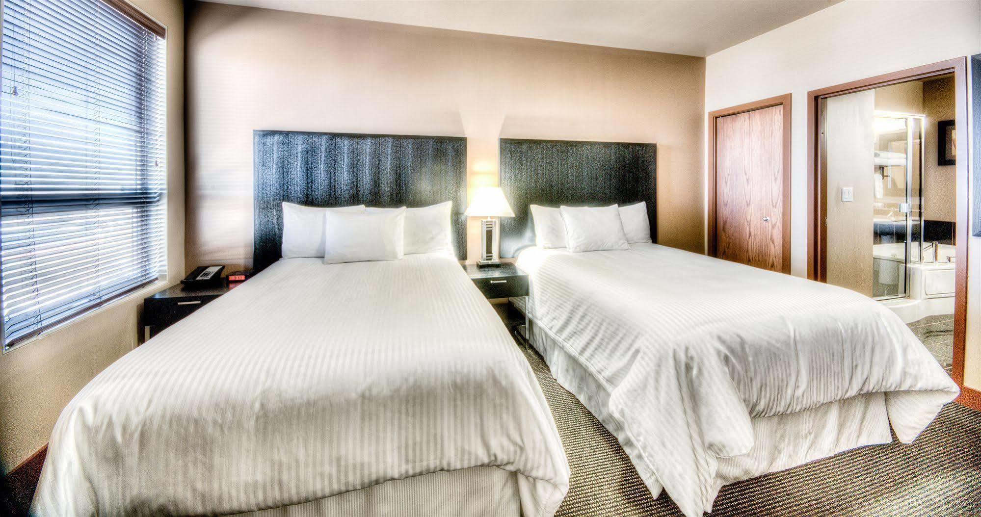 Grand Inn & Residence- Grande Prairie Ngoại thất bức ảnh
